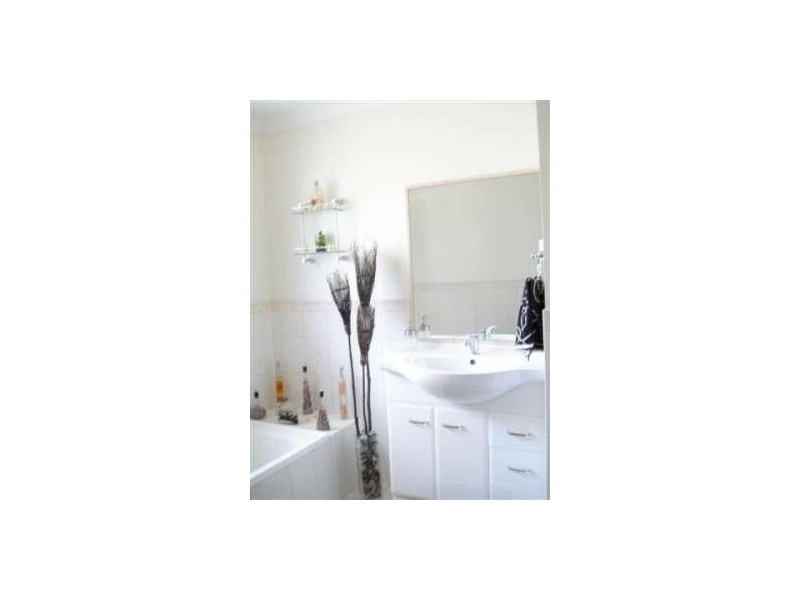 3 Deakin Drive, Terranora NSW 2486