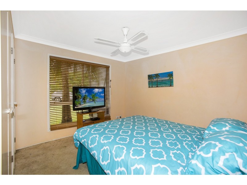 2 Azalea Court, Banora Point NSW 2486