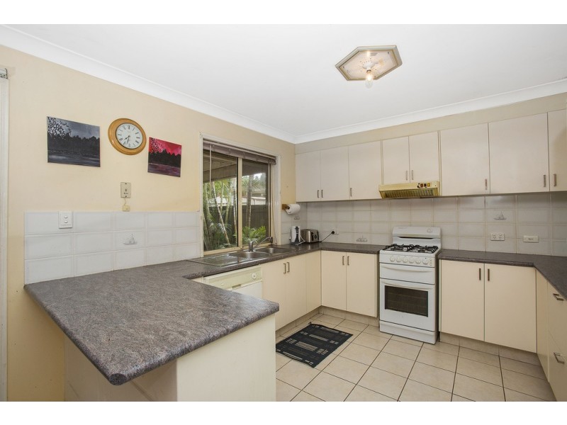 2 Azalea Court, Banora Point NSW 2486