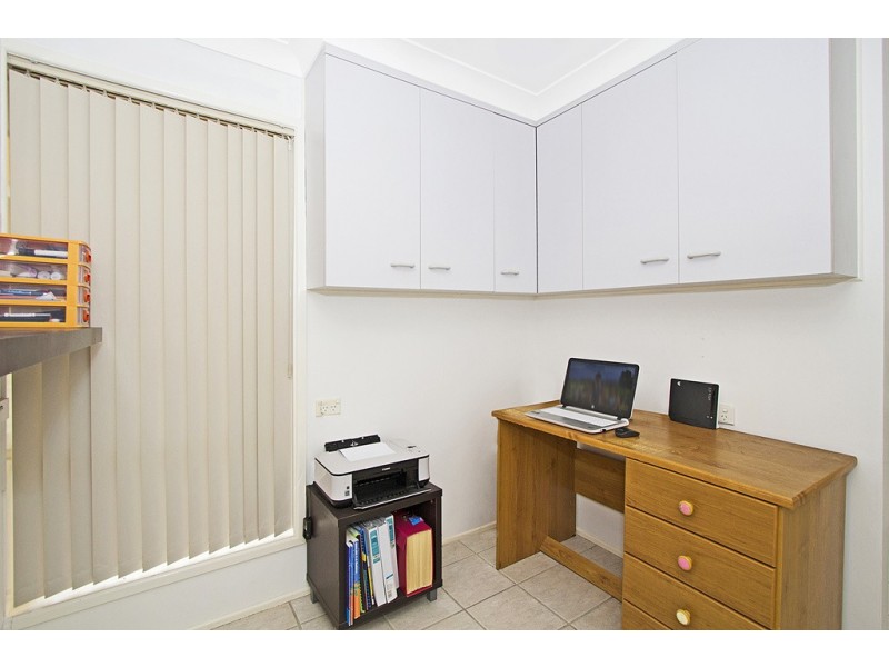 1 Chestnut Drive, Banora Point NSW 2486