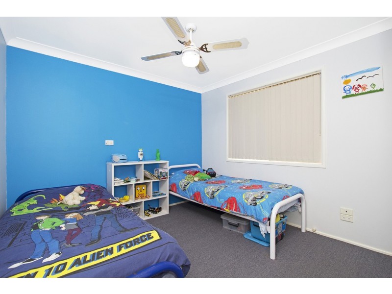 1 Chestnut Drive, Banora Point NSW 2486
