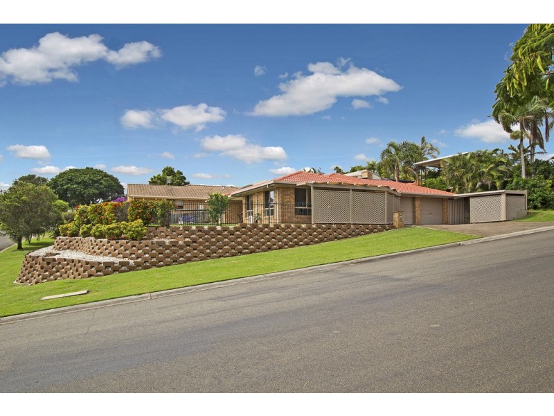 1 Chestnut Drive, Banora Point NSW 2486