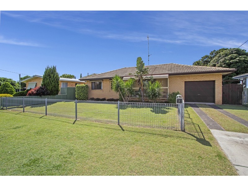 3 Sandra Street, Tweed Heads South NSW 2486