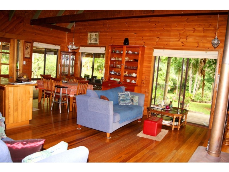 361 South Pumpenbil Road, Tyalgum NSW 2484