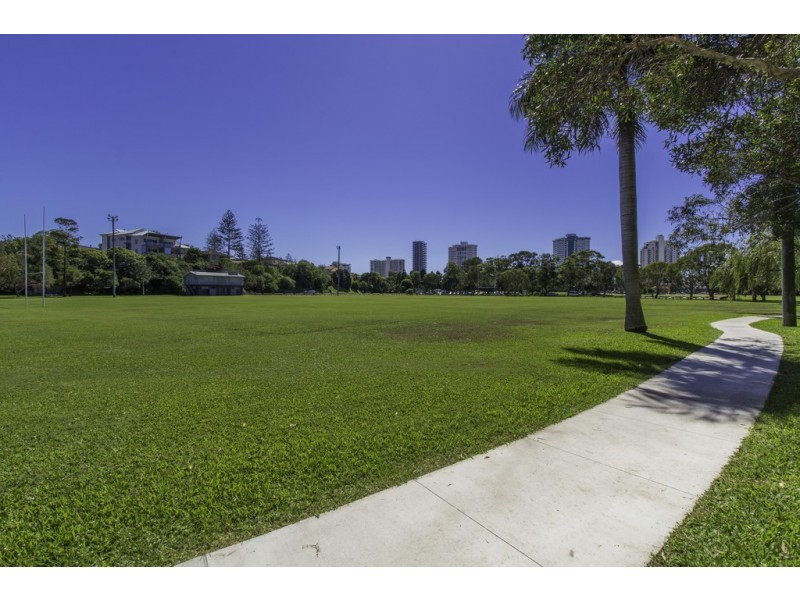 2 / 37 Dixon Street, Coolangatta QLD 4225