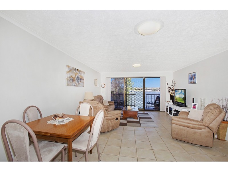 1 / 6 Mugga Way, Tweed Heads NSW 2485