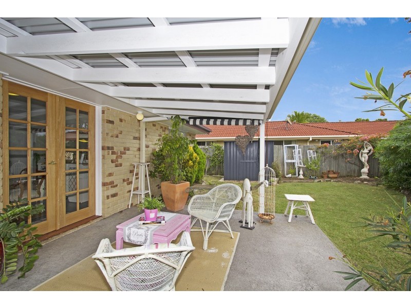 2 / 100 Bienvenue Drive, Currumbin Waters QLD 4223