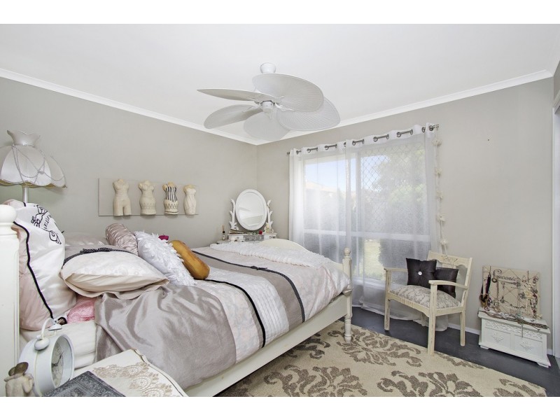 2 / 100 Bienvenue Drive, Currumbin Waters QLD 4223