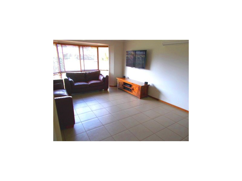 4 John Robb Way, Cudgen NSW 2487