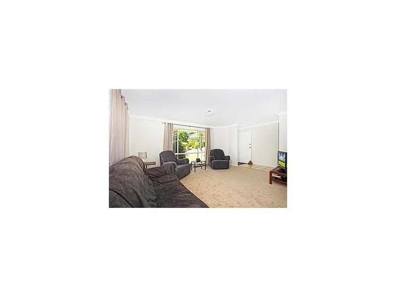 14 Glen Ayr Drive, Banora Point NSW 2486