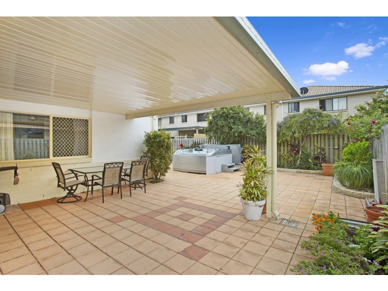16 / 2 Falcon Way, Tweed Heads South NSW 2486