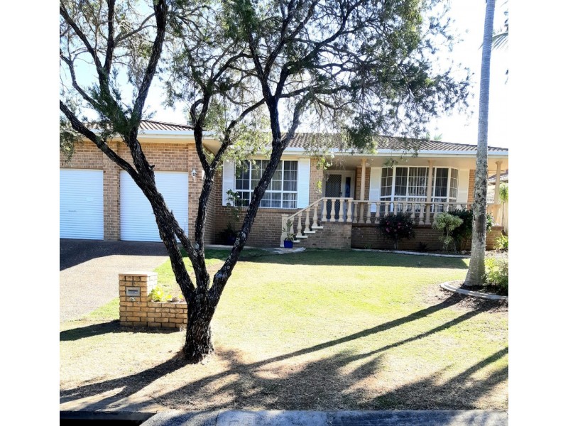 84 Glen Ayr Drive, Banora Point NSW 2486