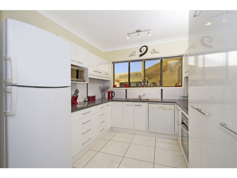 1 / 90 Keith Compton Drive, Tweed Heads NSW 2485