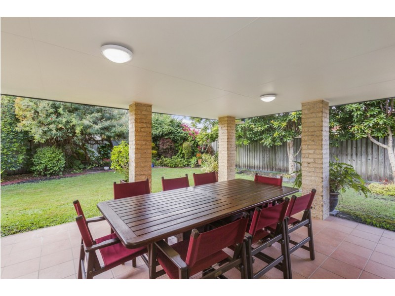 4 Kakadu Ct, Banora Point NSW 2486