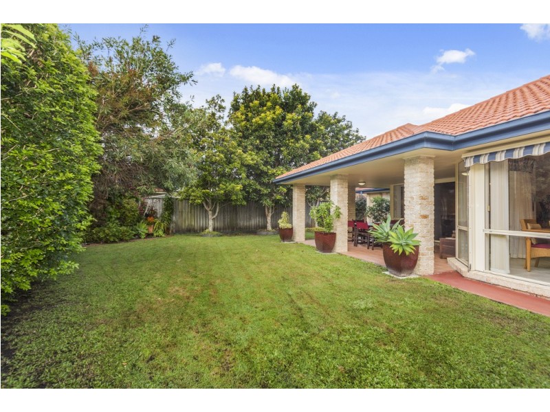 4 Kakadu Ct, Banora Point NSW 2486