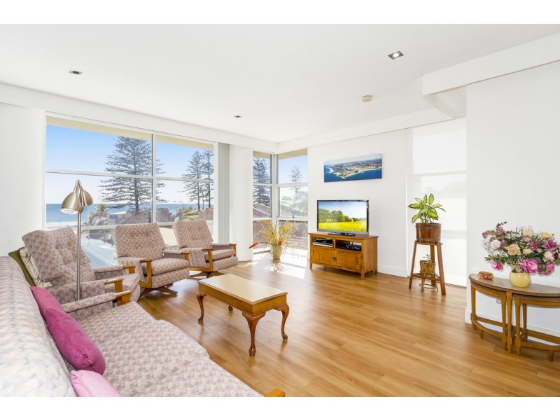 4 / 11 Eden Avenue, Coolangatta QLD 4225