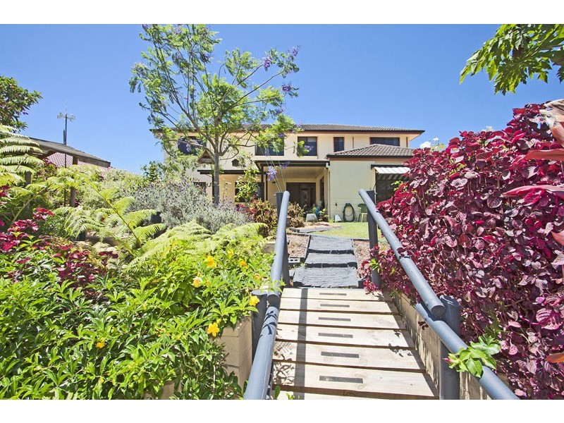 33 Daintree Close, Banora Point NSW 2486