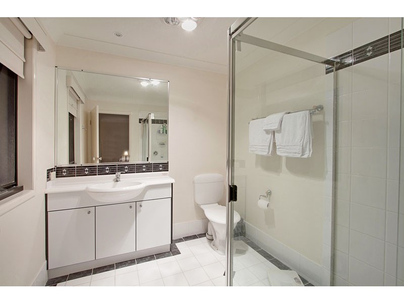 33 Daintree Close, Banora Point NSW 2486