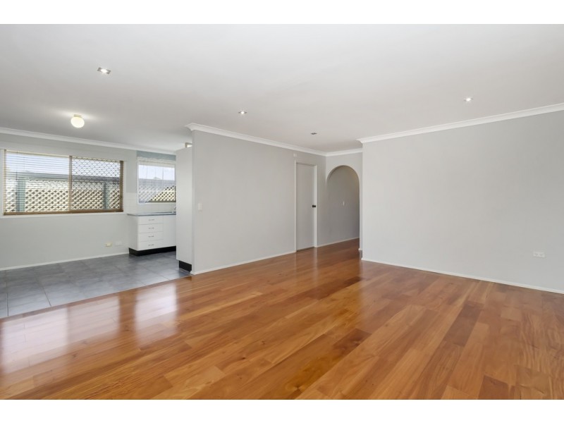 2 / 25 Riviera Avenue, Tweed Heads West NSW 2485