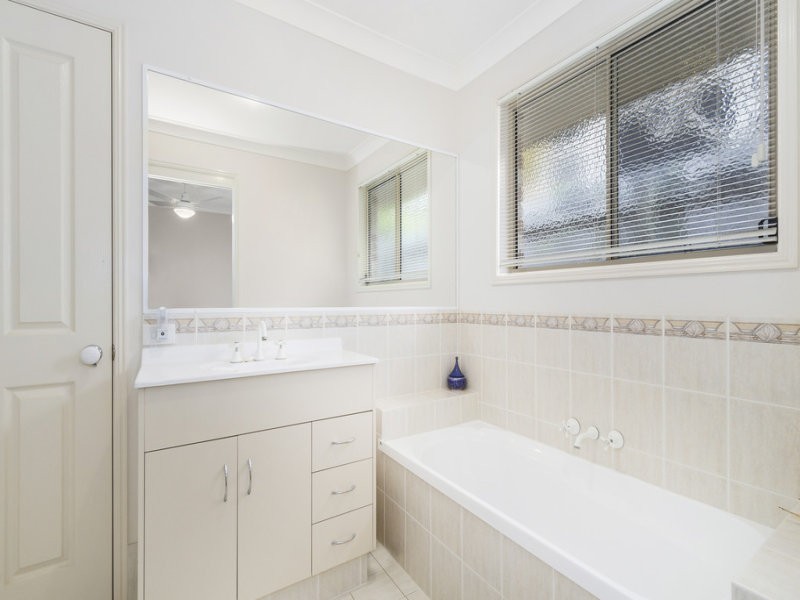 2/3 Daintree Close, Banora Point NSW 2486