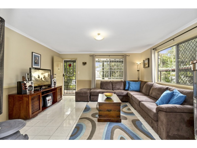 8 Peninsula Drive, Bilambil Heights NSW 2486