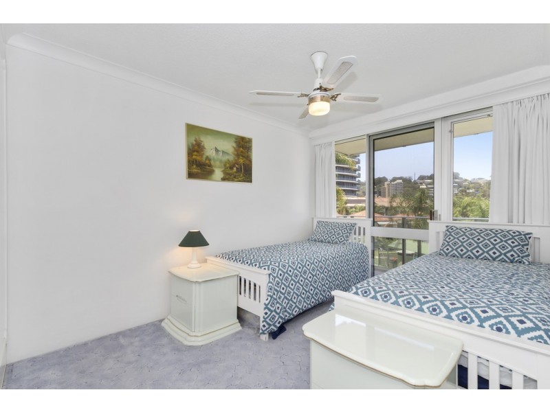 10 / 30 The Esplanade, Burleigh Heads QLD 4220