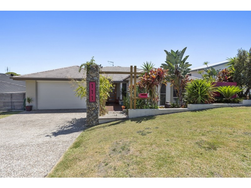 111 Newcastle Drive, Pottsville NSW 2489