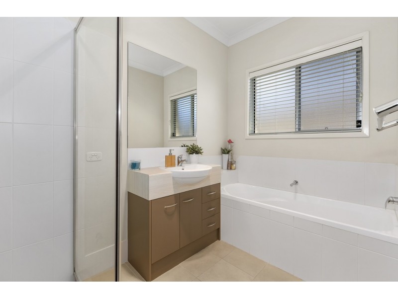 111 Newcastle Drive, Pottsville NSW 2489