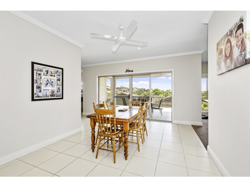 14 Manuka Road, Banora Point NSW 2486