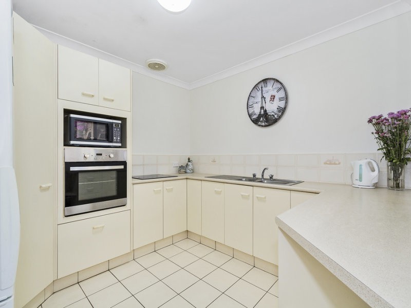 3/2 Macleay Court, Banora Point NSW 2486