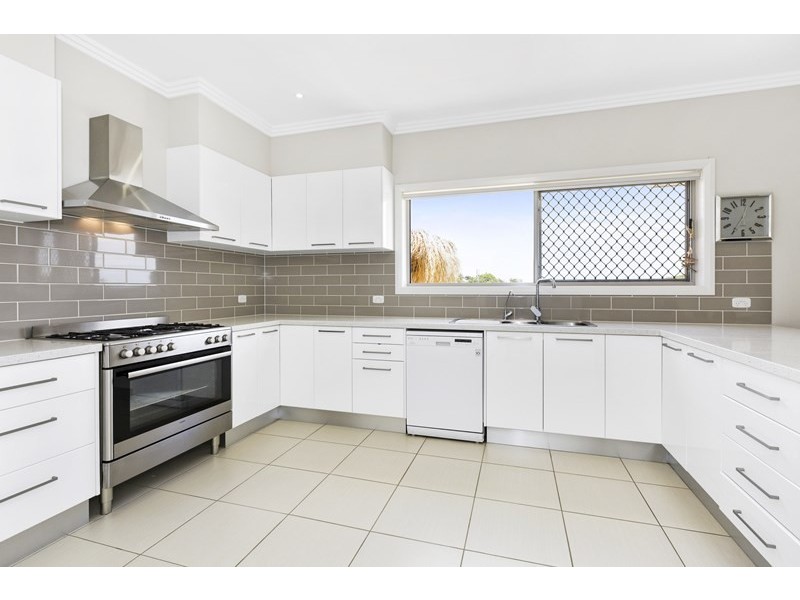 14 Manuka Road, Banora Point NSW 2486