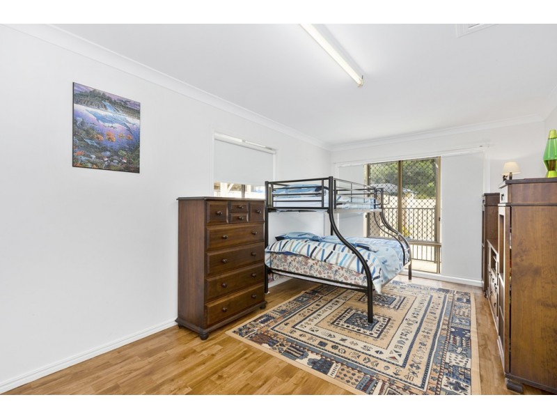 24 Mariners Crescent, Banora Point NSW 2486