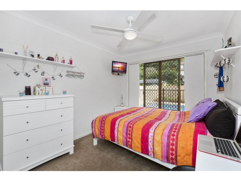 24 Mariners Crescent, Banora Point NSW 2486