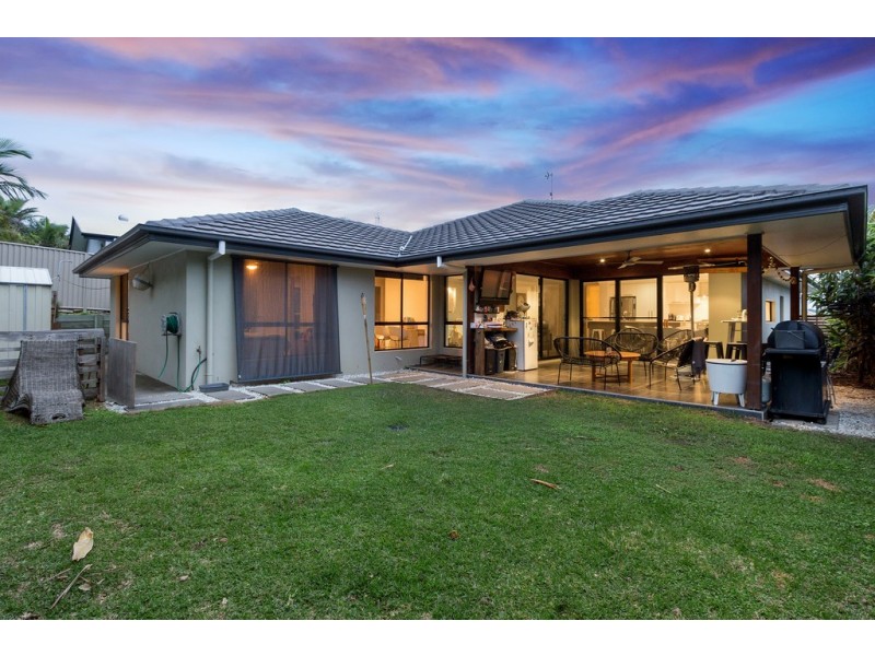 23 Lennox Circuit, Pottsville NSW 2489