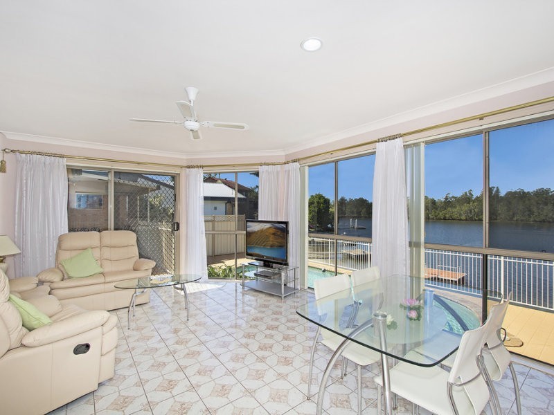 44 Bosun Boulevard, Banora Point NSW 2486