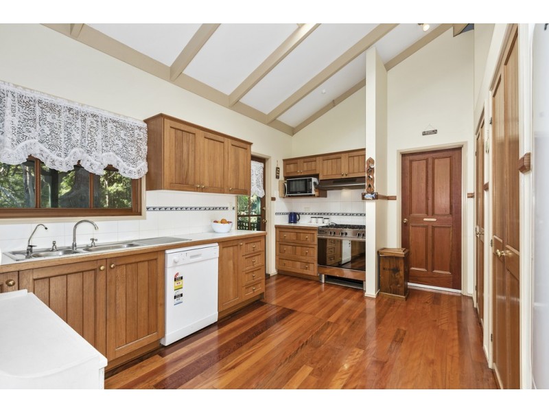 31 Koombahla Drive, Tallebudgera QLD 4228