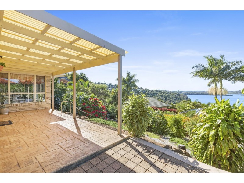 8 Aspen Place, Bilambil Heights NSW 2486