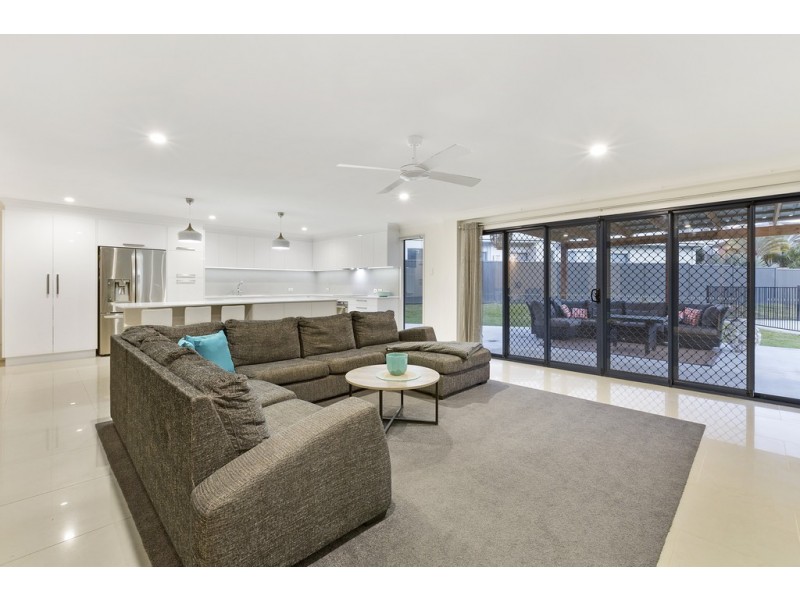 2 Lomandra Avenue, Pottsville NSW 2489