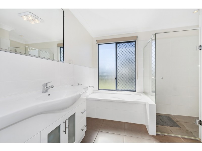 2 Lomandra Avenue, Pottsville NSW 2489