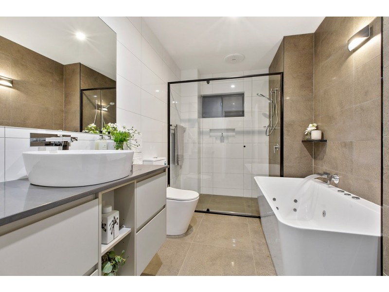 1/102 Ash Drive, Banora Point NSW 2486