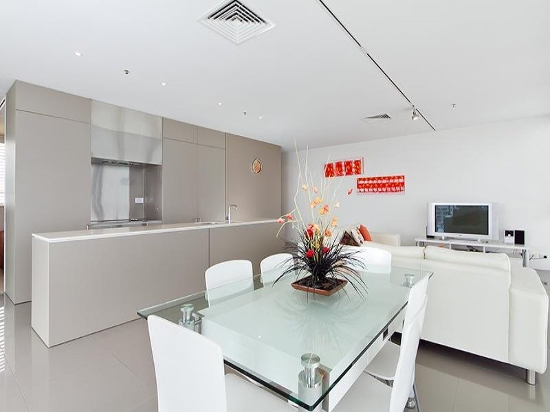 1905 ‘Air on Broadbeach’ 159 Old Burleigh Road, Broadbeach QLD 4218