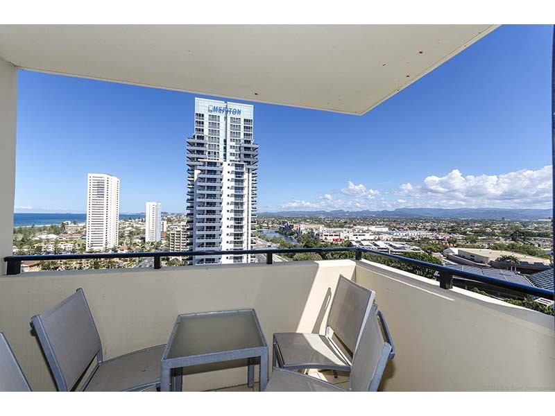 1701/2685 Gold Coast Highway, Broadbeach QLD 4218