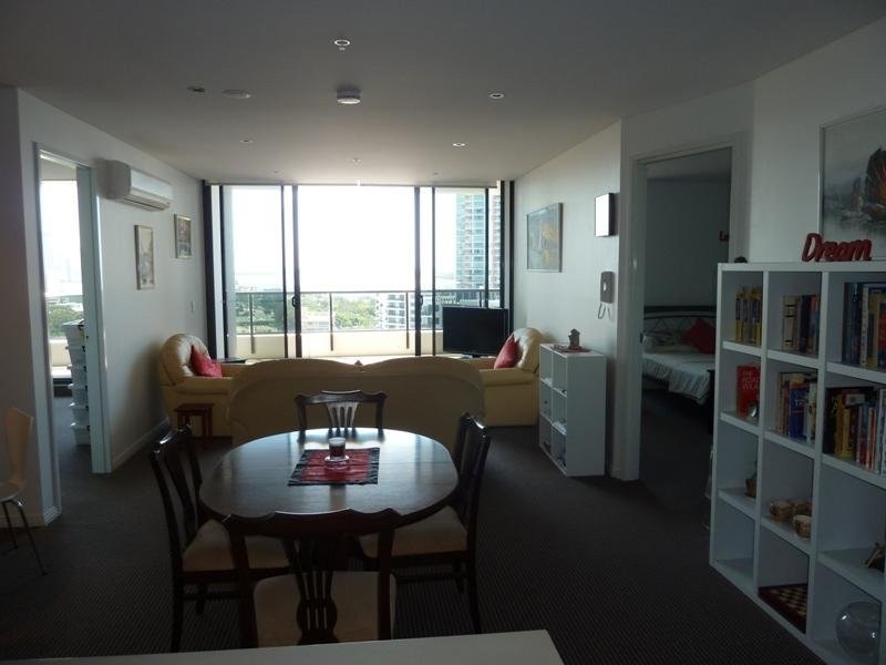 1711/2 Aqua Street, Southport QLD 4215