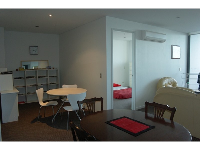 1711/2 Aqua Street, Southport QLD 4215