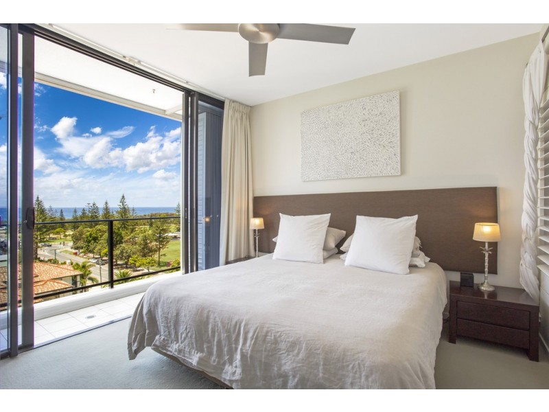 703 ‘Ultra’ 14 George Avenue, Broadbeach QLD 4218