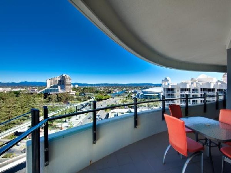 89 Surf Parade, Broadbeach QLD 4218