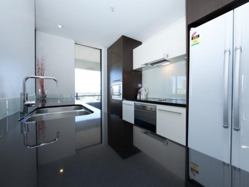 89 Surf Parade, Broadbeach QLD 4218