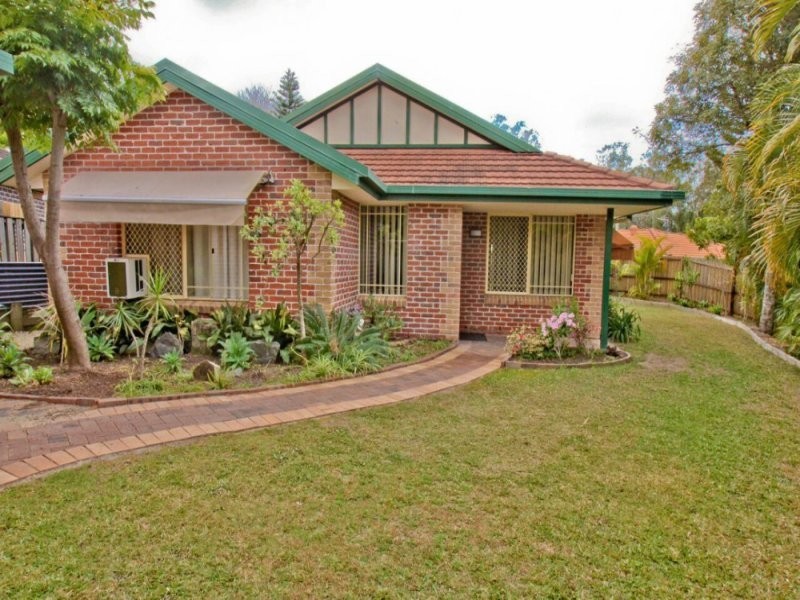 8 Adalong Place, Nerang QLD 4211