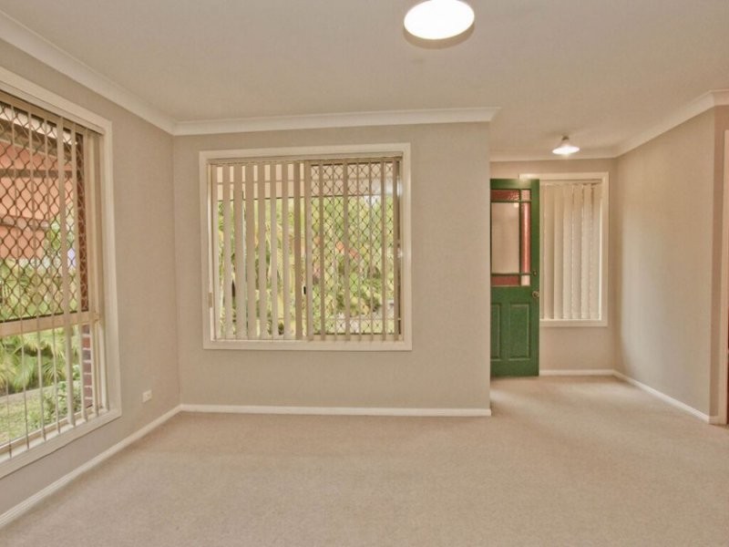 8 Adalong Place, Nerang QLD 4211
