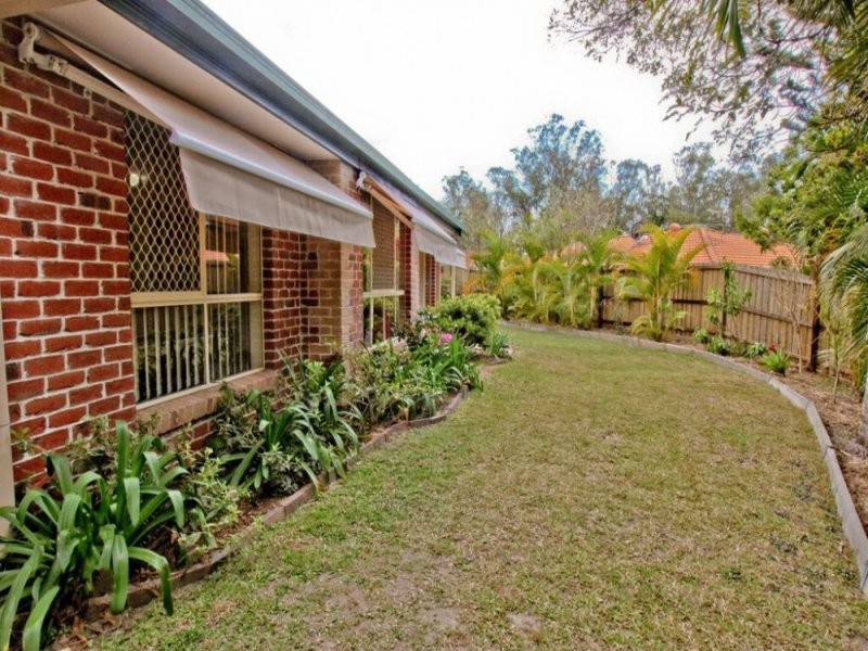 8 Adalong Place, Nerang QLD 4211